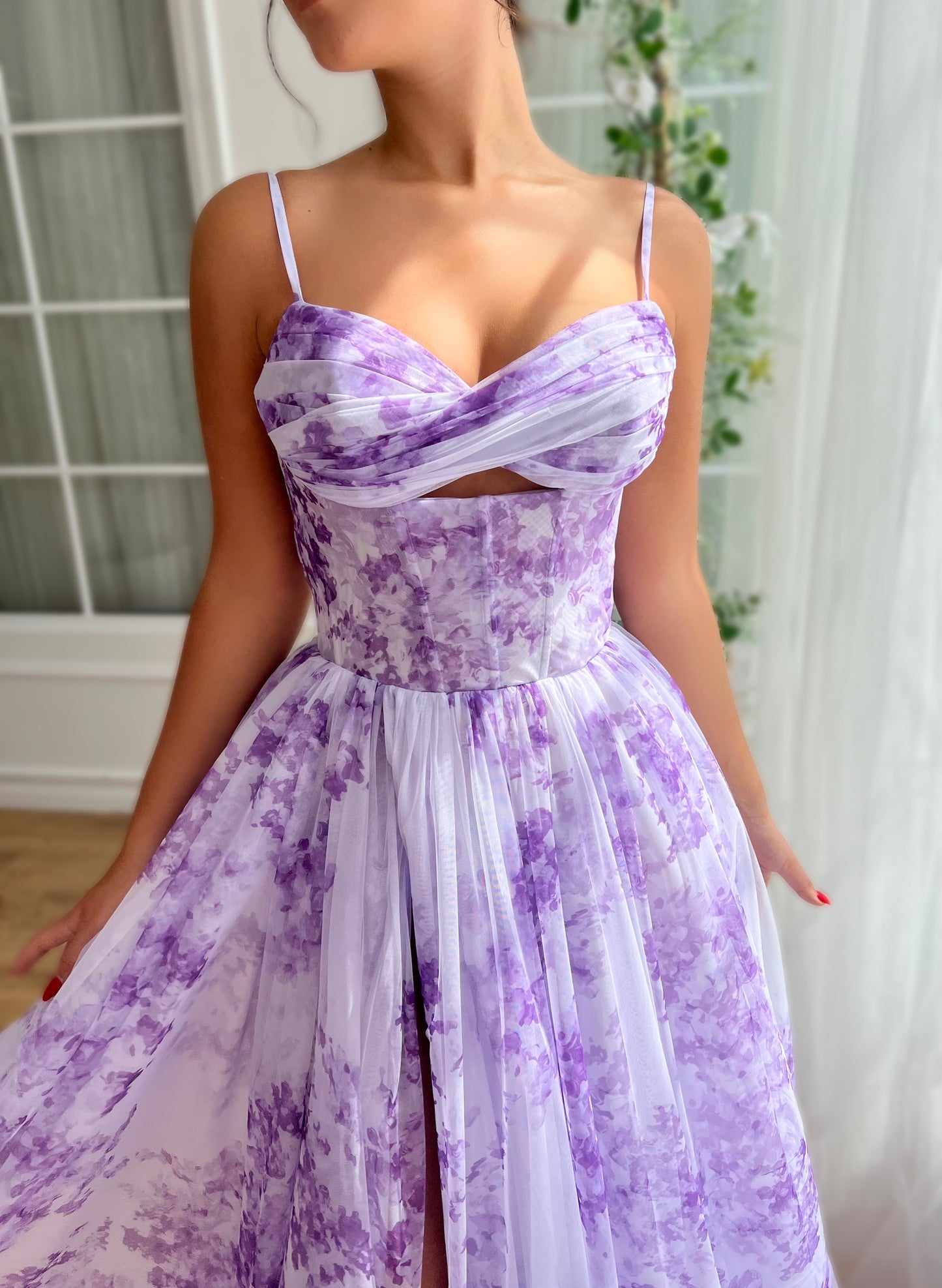 Purple A-Line dress with printed fabric and spaghetti straps