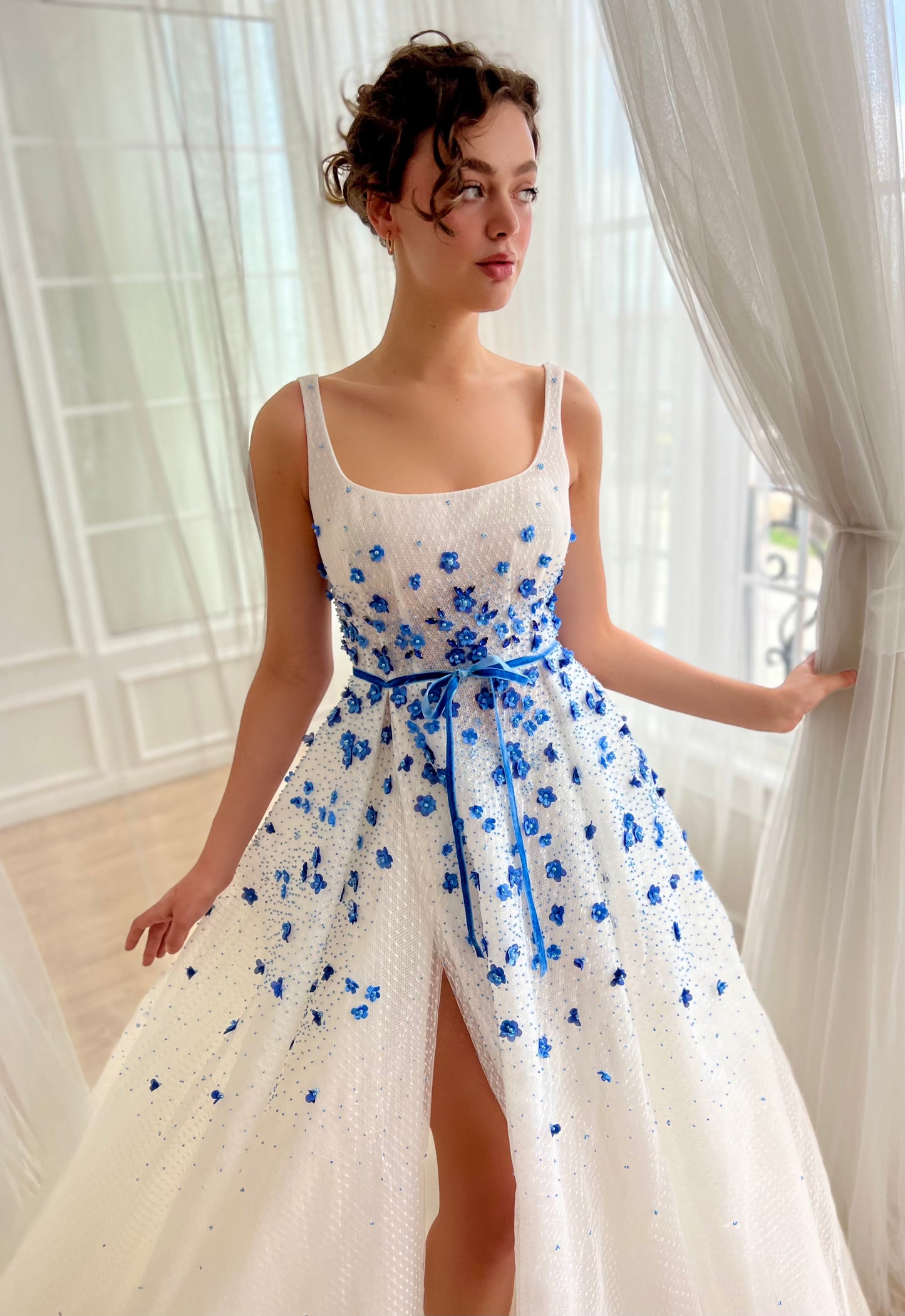 White A-Line dress with straps, embroidery and dotted fabric