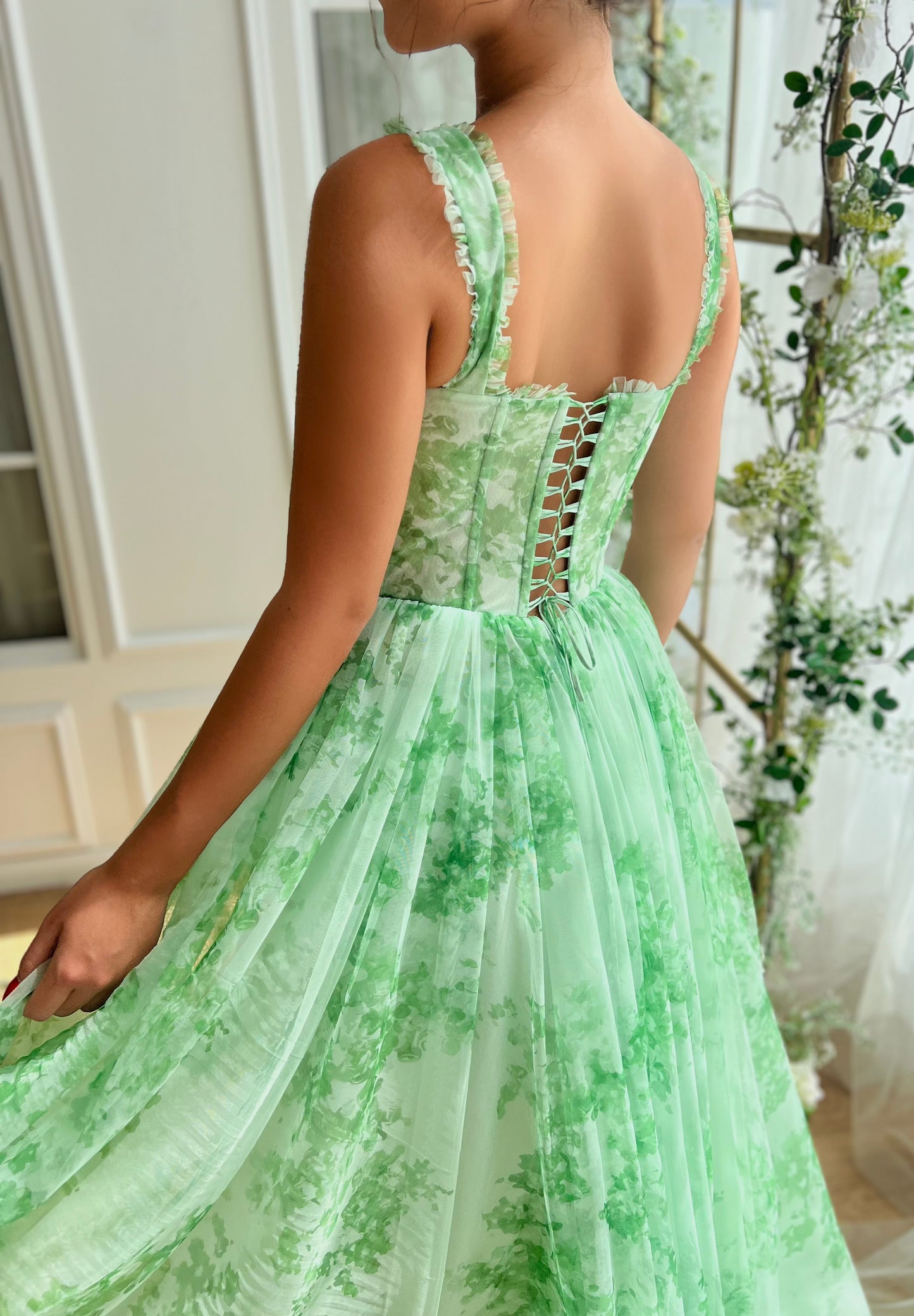 Green A-Line dress with straps and printed fabric