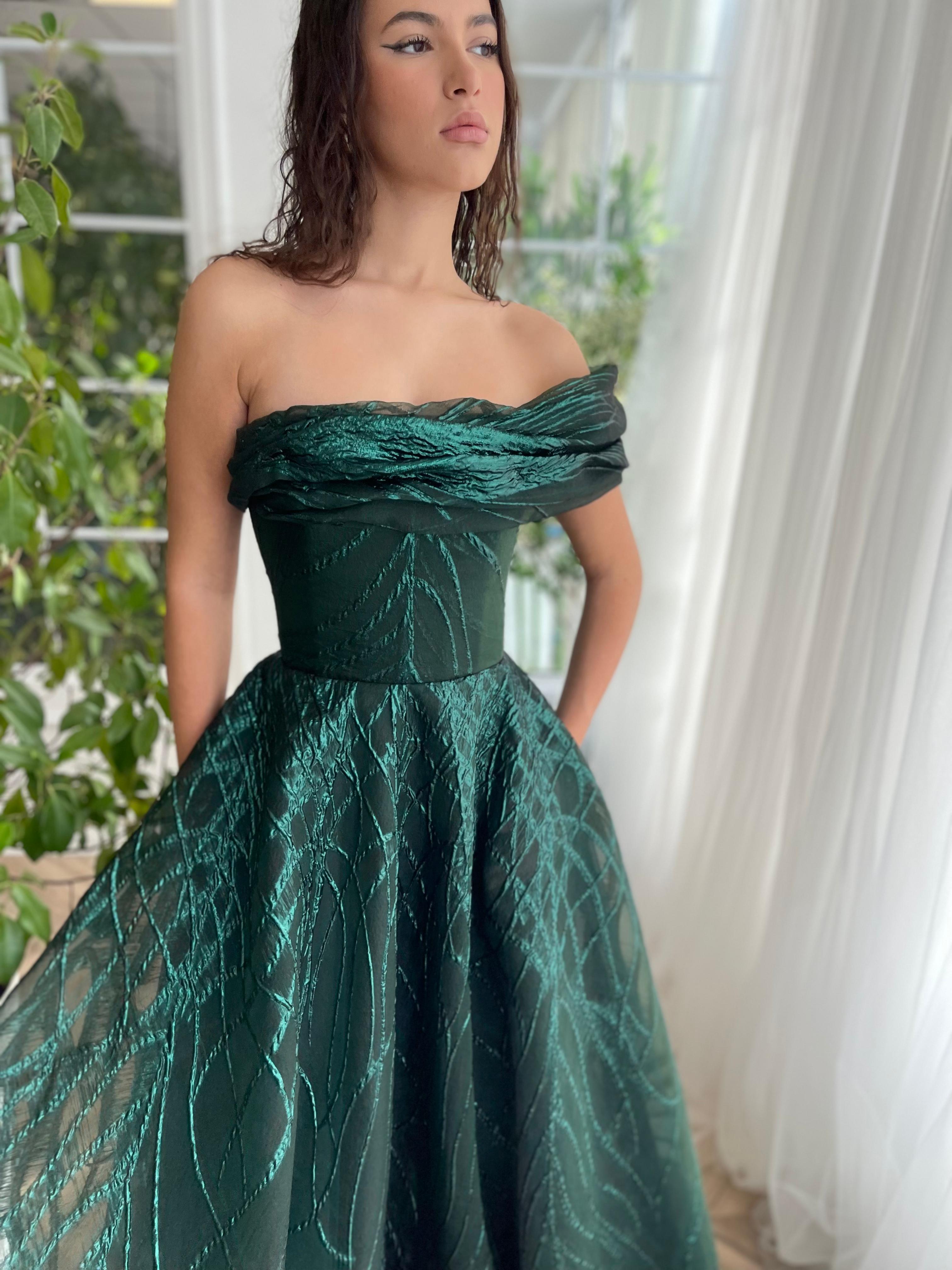 Green A-Line dress with one shoulder sleeve