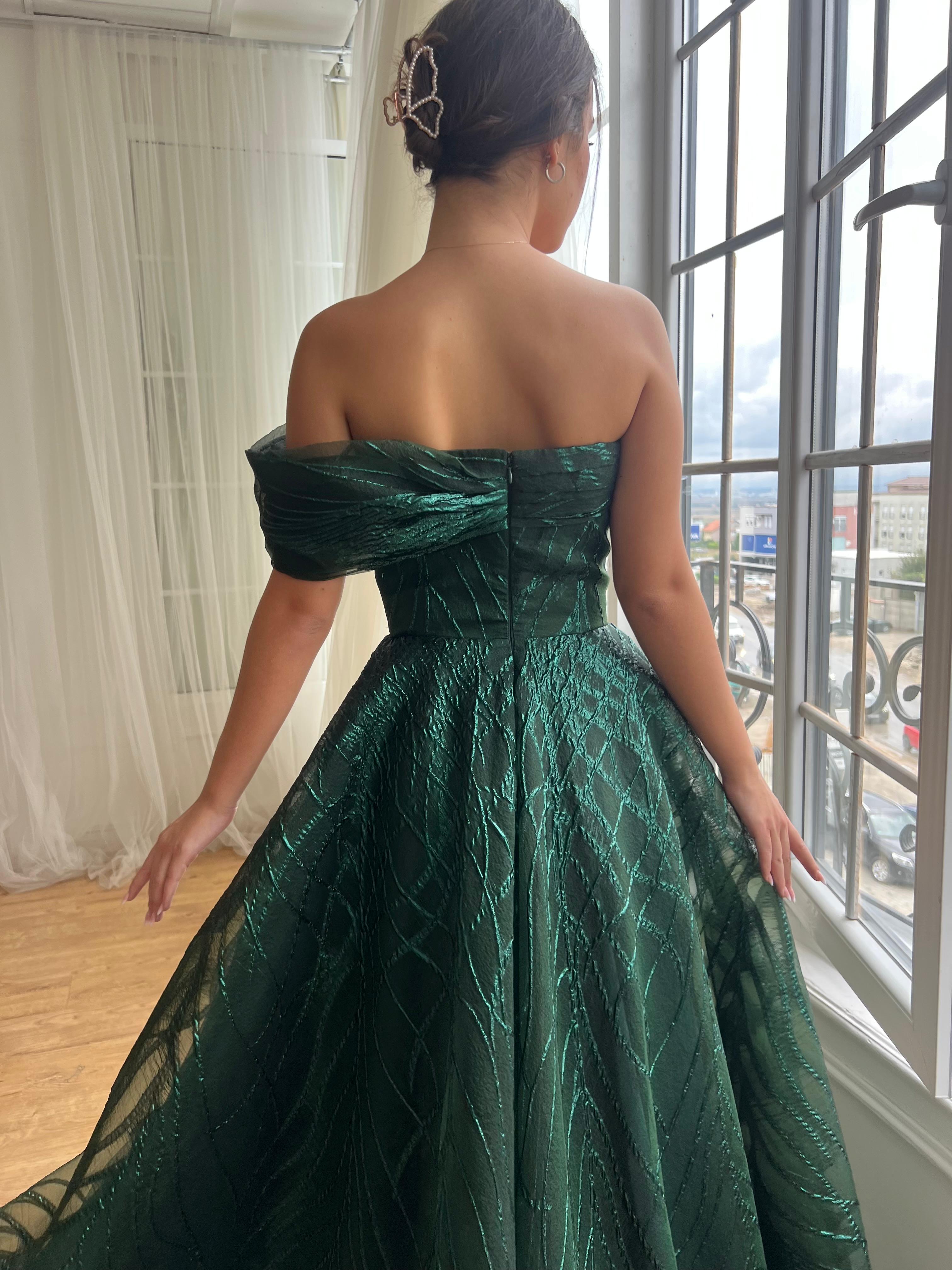 Green A-Line dress with one shoulder sleeve